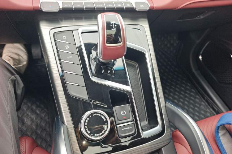 Used Geely Auto Emgrand X7 Sport 2022 Boyue X 1.8TD DCT ZhiZun Edition