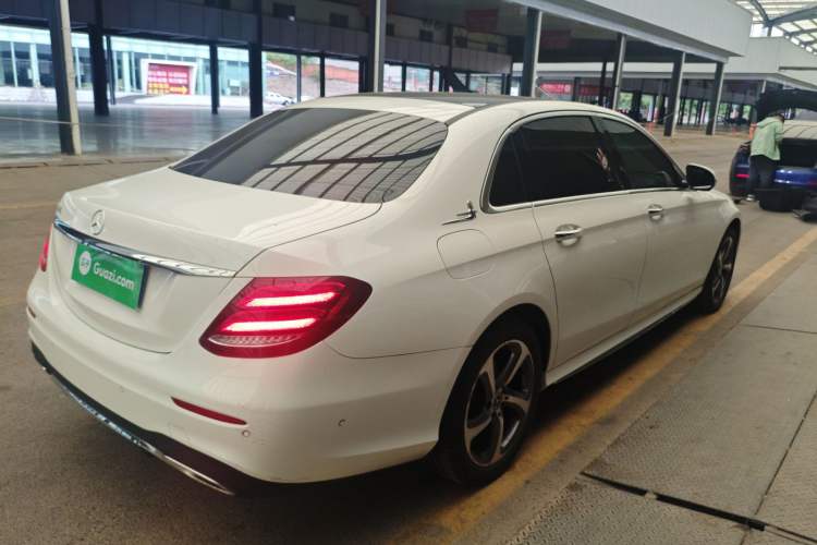 Used Mercedes-Benz E-Class 2019 Restyled E 300 L Sporty and Stylish Edition
