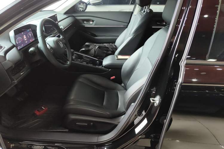 Used Honda Accord 2024 260TURBO Luxury Edition Left Front Seat