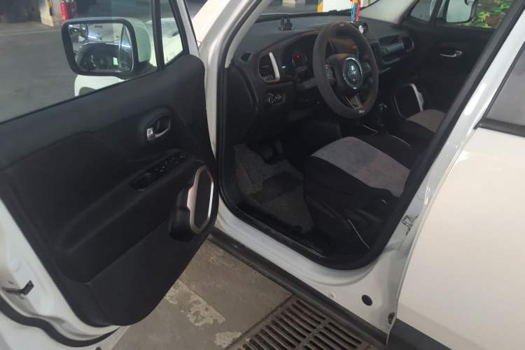 Used Jeep Renegade 2018 Connected Large Screen Version 180T Automatic Jingneng Version