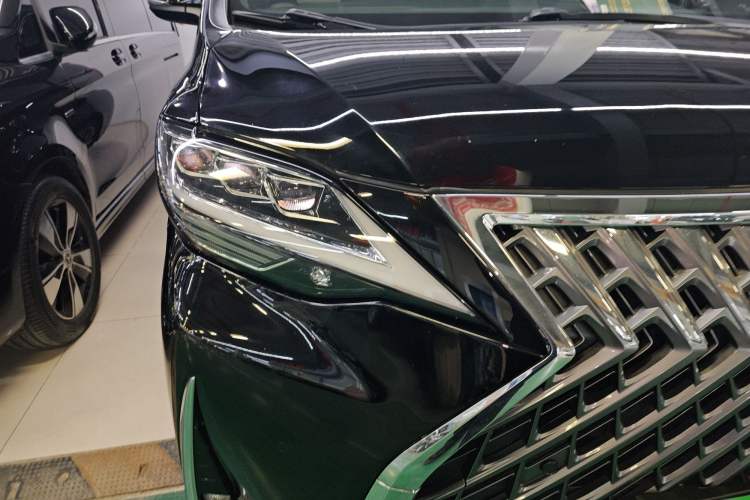 Used Lexus LM 2020 300h Seven-Seat Elegant Edition
