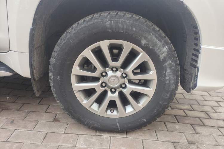 Used Toyota Prado 2019 3.5L Automatic TX-L Deluxe Edition with Rear-Mounted Spare Tire
