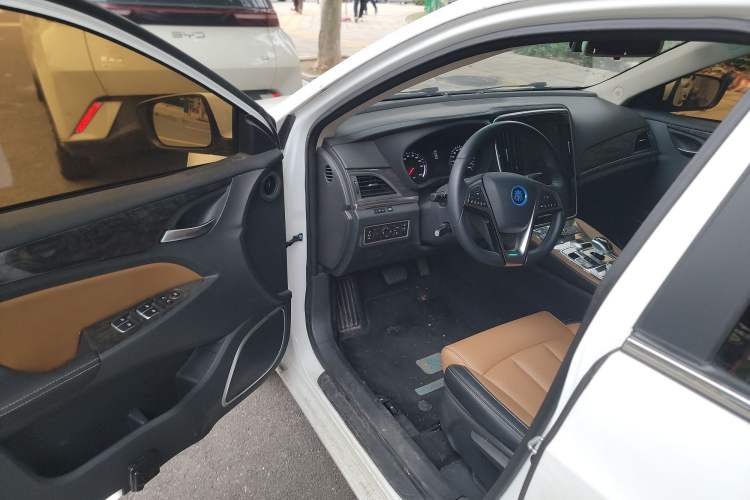 Used BYD Qin New Energy 2017 1.5T Luxury Model