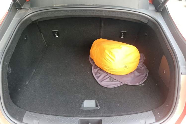 Used Avatr 06 2025 Pro Range-Extended Edition Trunk