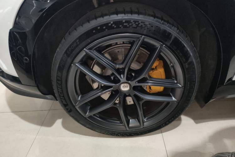 Used Xiaomi Auto YU7 2025 Ultra-Long Range High-Performance All-Wheel-Drive Max Edition
