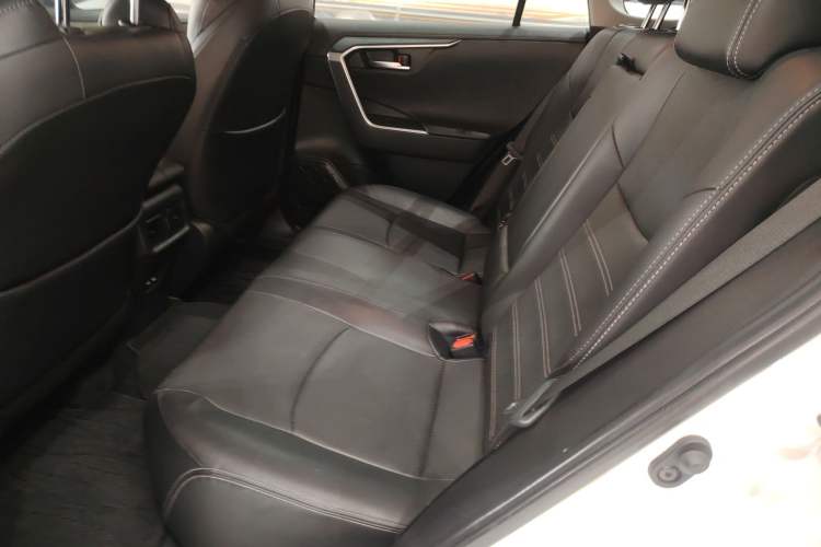 Used Toyota Wildlander 2021 2.0L CVT Two-Wheel Drive Luxury Edition