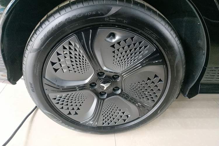 Used VOYAH COURAGE 2024 Four-Wheel Drive Global Edition
