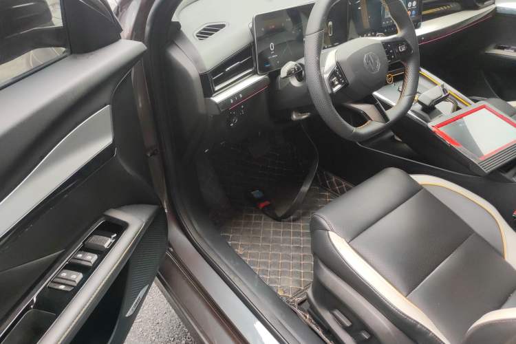 Used MG 5 Scorpio 2022 1.5T Trophy Sport Flagship Edition