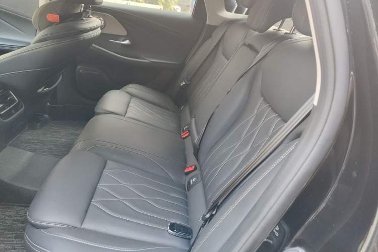 Used Chery Arrizo 8 2025 2.0T DCT Sport