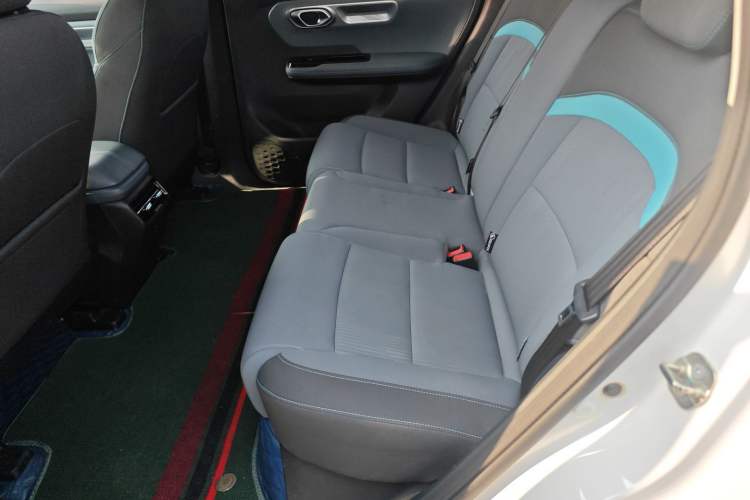 Used AION Y 2023 Plus 510 Enjoy Edition Left Rear Seat