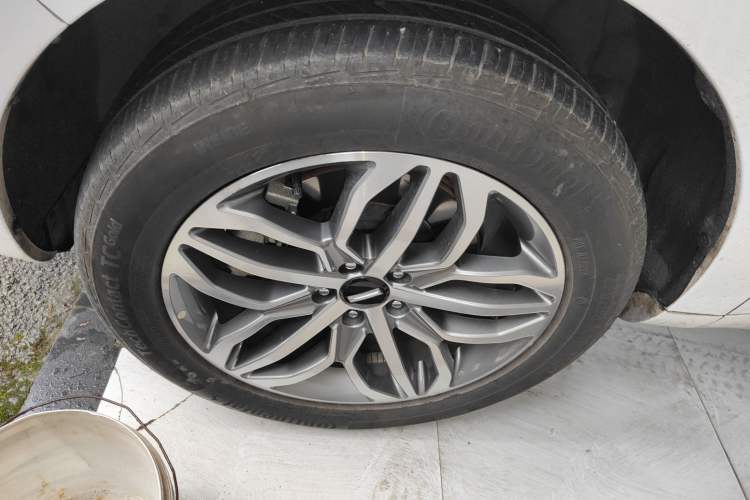 Used Wey VV5 2017 2.0T Ultra-Luxury Version
