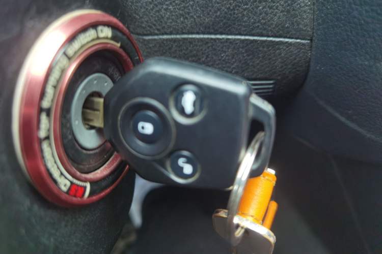 Used Subaru XV 2012 2.0i Comfort Edition