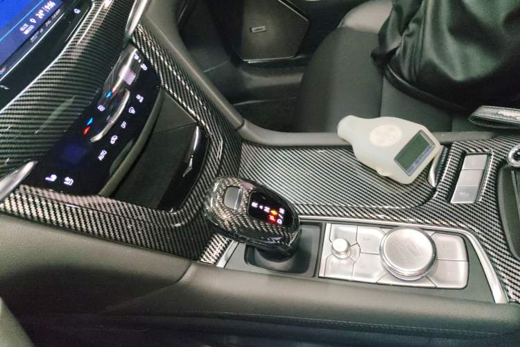 Used Cadillac XT6 2022 2.0T 7-Seater Four-Wheel Drive Luxury Version