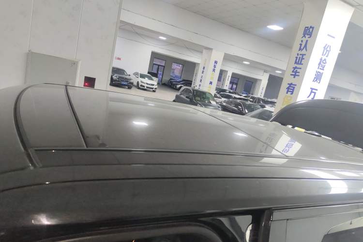 Used Land Rover Range Rover Vogue 2015 3.0 V6 U.S.-Spec Executive Edition