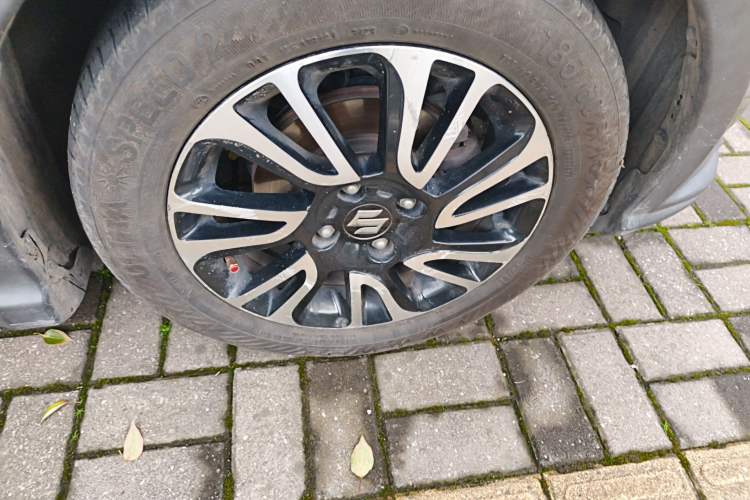 Used Suzuki Swift 2016 1.5L Automatic Fashionable Coolplay Edition