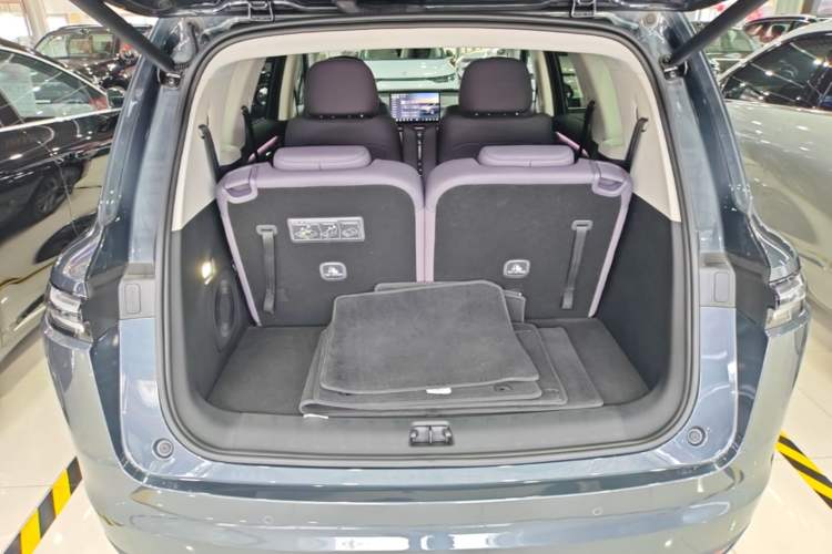Used Leapmotor C16 2026 All-Electric 630 LiDAR Version 6-Seater