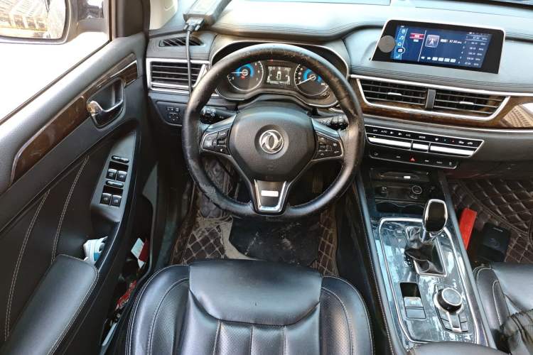 Used Dongfeng Fengon 580 2017 1.5T CVT Smart Style Model Steering Wheel