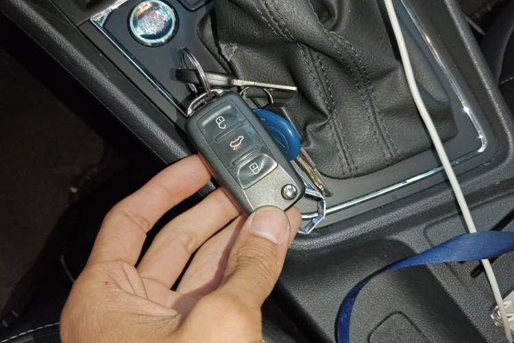 Used Volkswagen Gran Lavida 2017 230TSI DSG Comfort Edition
