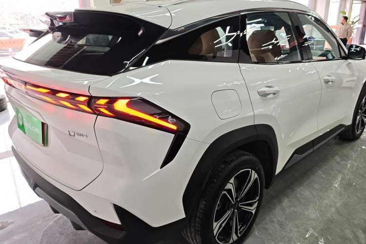 Used Geely Galaxy L7 2025 EM-i 115km Exploration Edition
