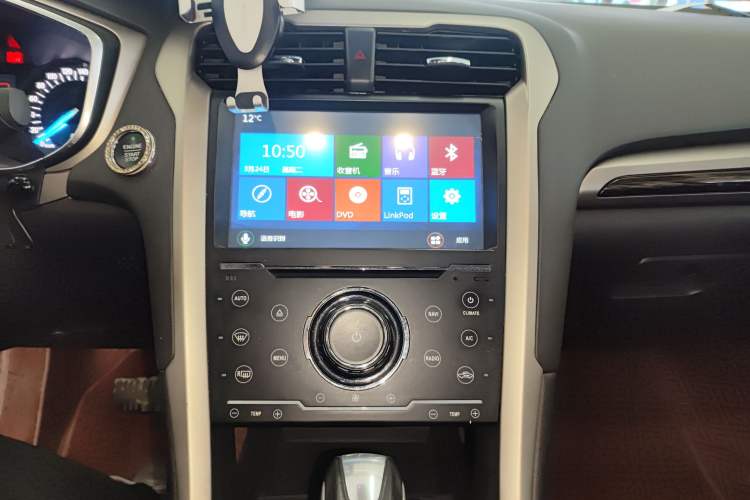 Used Ford Mondeo 2013 2.0L GTDi 200 Fashion Edition Audio And AC Panel