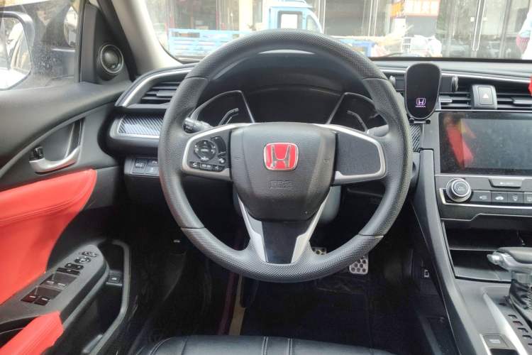 Used Honda Civic 2019 220TURBO CVT Dynamic Edition China VI Emission Standard