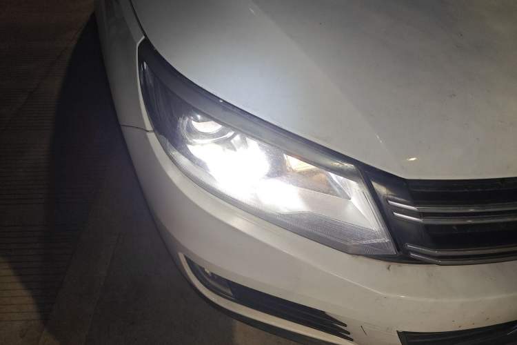 Used Volkswagen Tiguan L 2015 1.8TSI Automatic Two-Wheel Drive Luxury Model
