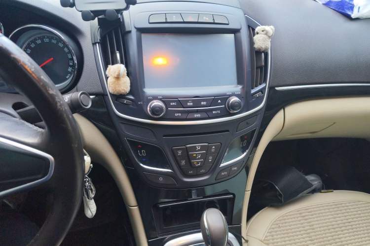 Used Buick Regal 2014 2.0L Leading Fashion Edition