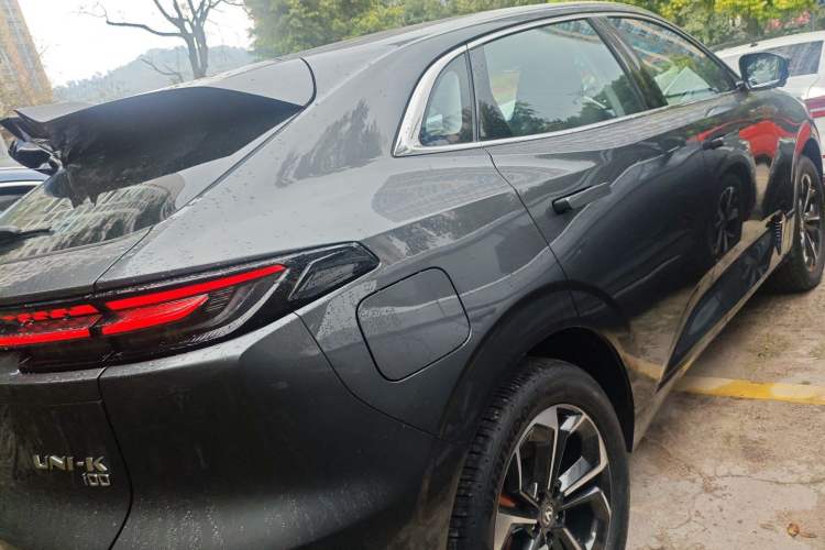 Used Changan UNI-K iDD 2023 Zhidian iDD 1.5T 135km Smart & Fun Model
