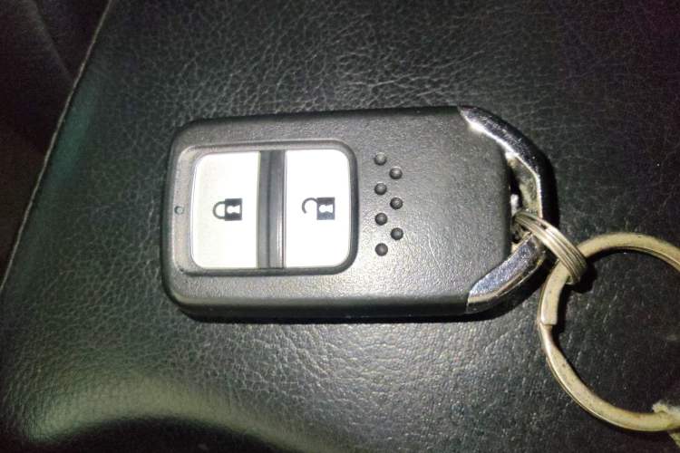 Used Honda Jade 2017 1.8L automatic Comfort version 5 seats
