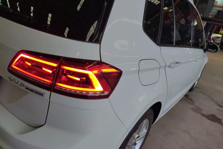 Used Volkswagen Golf Sportsvan 2018 1.6L Automatic Comfort Model