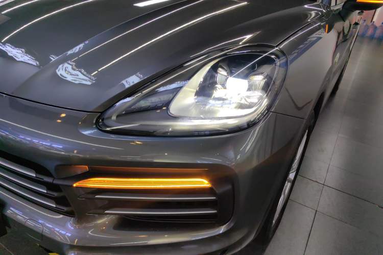 Used Porsche Cayenne E-Hybrid 2021 Cayenne E-Hybrid 2.0T