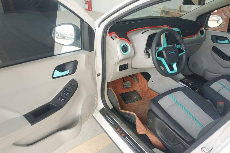 Used JMEV Xiao Qilin 2024 201km Comfort Version Driver Seat