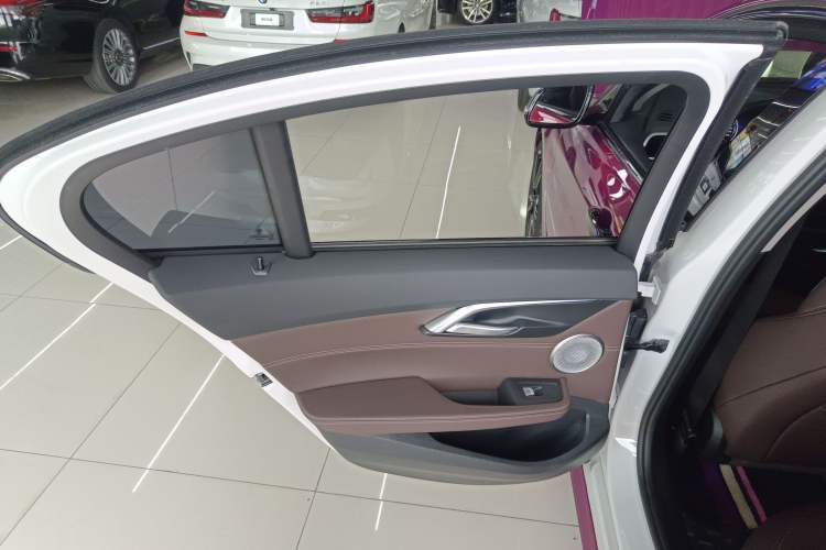 Used BMW 1 Series 2023 125i M Sport Night Edition
