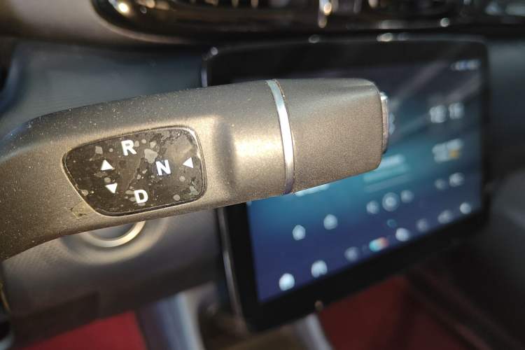 Used Leapmotor T03 2022 Star Diamond Edition Gear Lever