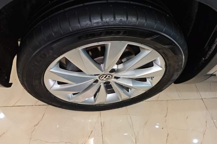 Used Volkswagen Tayron 2020 330TSI Two-Wheel Drive Luxury Connected Pro Edition