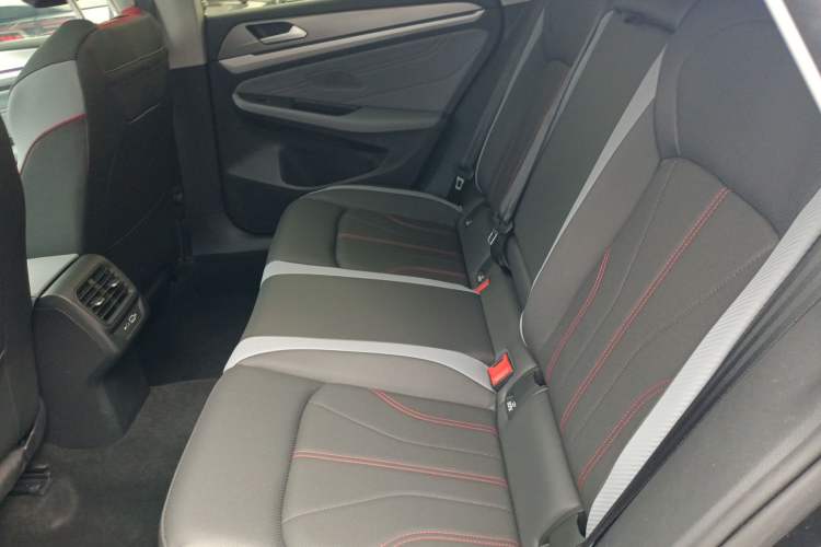 Used Volkswagen Lamando 2023 Lavida L 280TSI DSG Cool & Spicy Edition Left Rear Seat