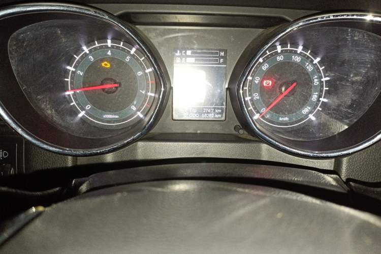 Used Lifan Auto Myway 2016 1.5L Manual Elite Version Odometer Close Up