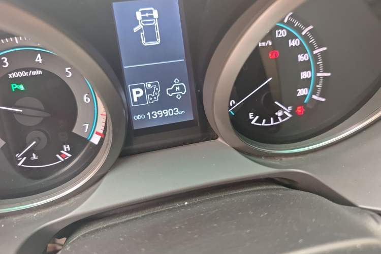 Used Toyota Prado 2010 4.0L Automatic VX NAVI Odometer Close Up