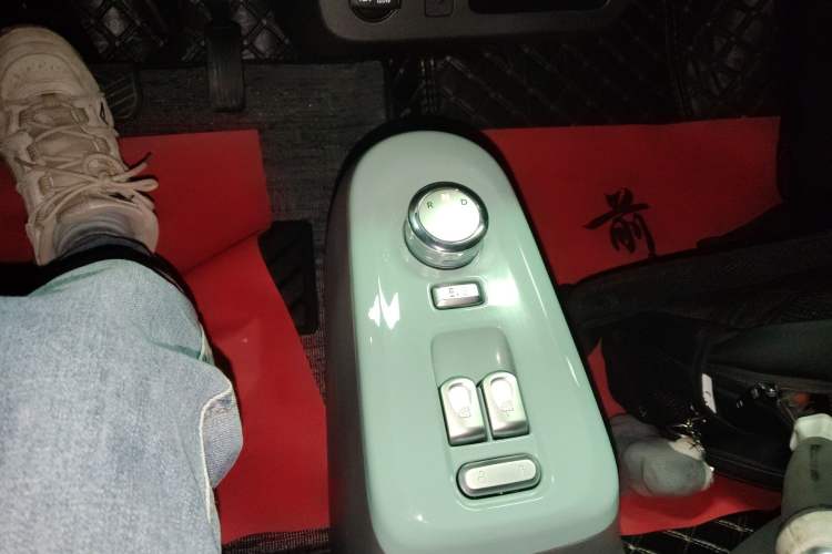 Used CHANGAN NEVO Lumin 2023 205km Xiangqin Version Gear Lever