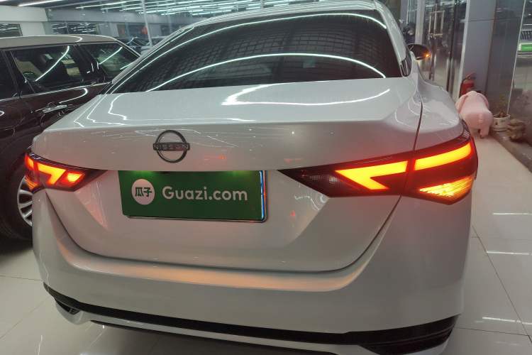 Used Nissan Sylphy 2023 1.6L CVT Enjoyment Edition Exterior 4