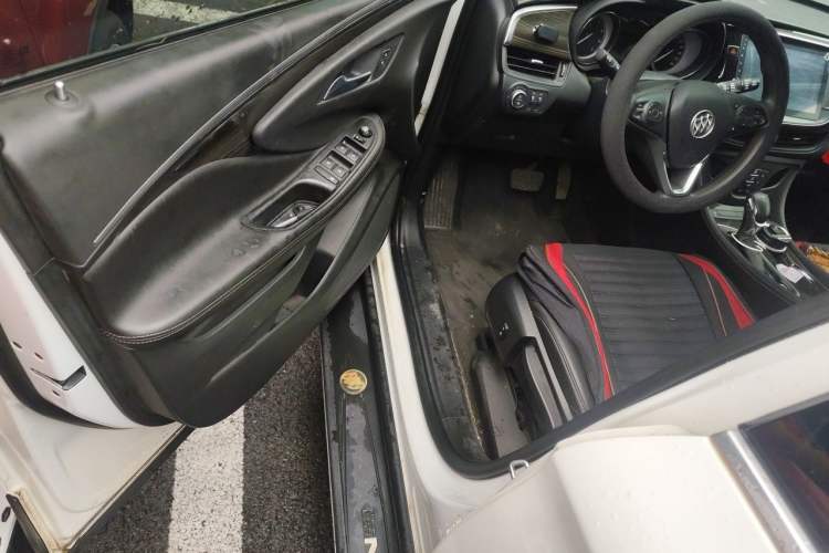 Used Buick Envision 2018 20T Two-Wheel-Drive Leading Model
