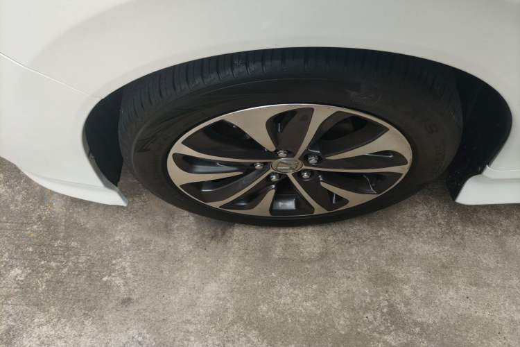 Used Honda Jade 2017 210TURBO CVT Fashion Edition 5-seater