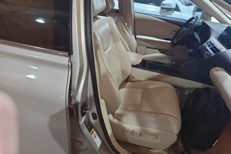 Used Lexus RX Classic 2014 270 Special Limited Edition
