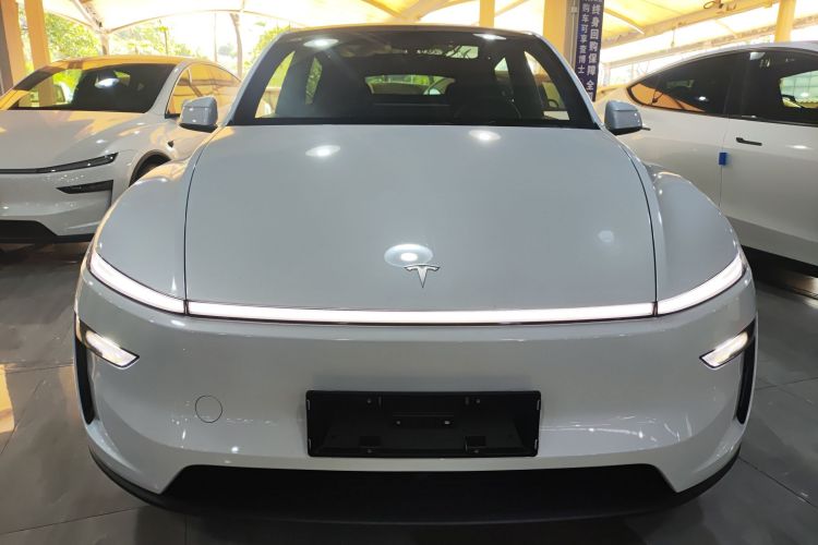 Used Tesla Model Y 2026 Long-Range All-Wheel-Drive Model Front