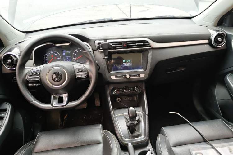Used MG ZS 2018 1.5L Automatic Luxury Edition China V Standard Center Console