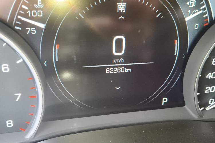 Used Cadillac XT5 2018 25T Luxury Model
