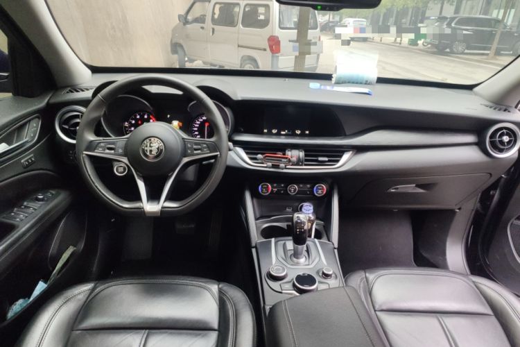 Used Alfa Romeo Stelvio 2017 2.0T 200HP Elite Edition