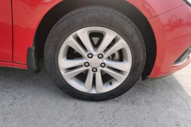 Used Chevrolet Cruze 2015 1.5L Automatic Fashion Navigation Edition