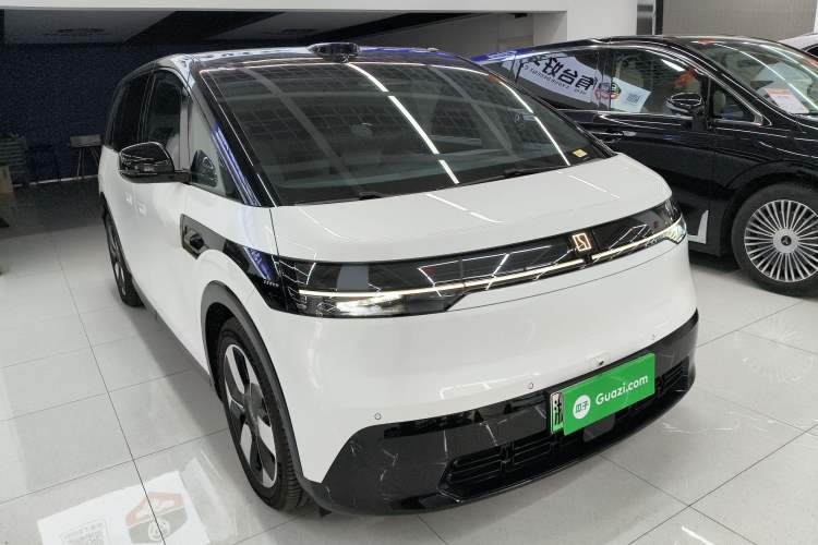 Used Zeekr MIX 2025 Intelligent Driving Version
