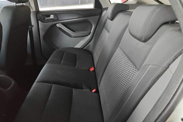 Used Ford Focus 2013 Hatchback Classic 1.8L Automatic Base Model
